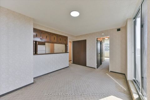 Photo 3 at 602 - 1201 Steeles Avenue W, Branson, Toronto