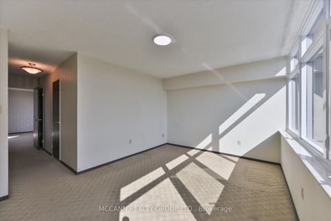 Photo 8 at 602 - 1201 Steeles Avenue W, Branson, Toronto
