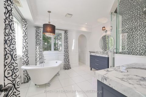 Photo 27 at 144 Brooke Street, Yorkhill, Vaughan