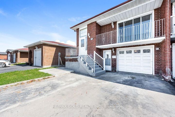 Photo 1 at 7283 Sigsbee Drive, Malton, Mississauga