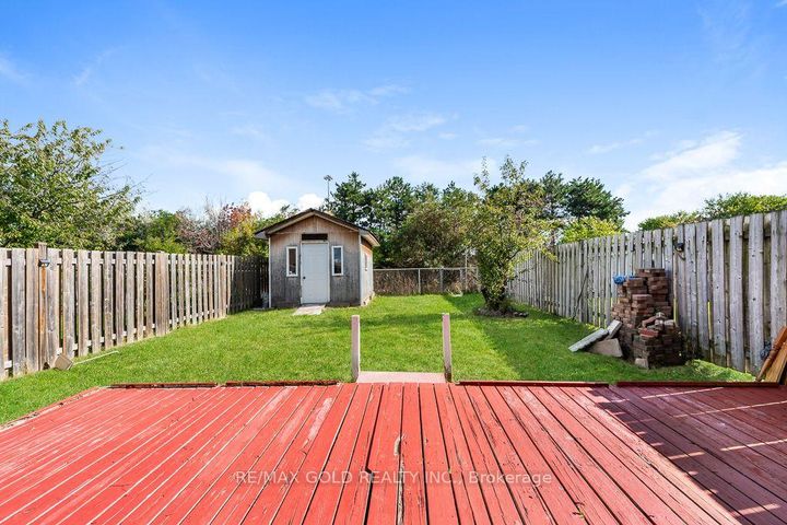 Photo 39 at 7283 Sigsbee Drive, Malton, Mississauga