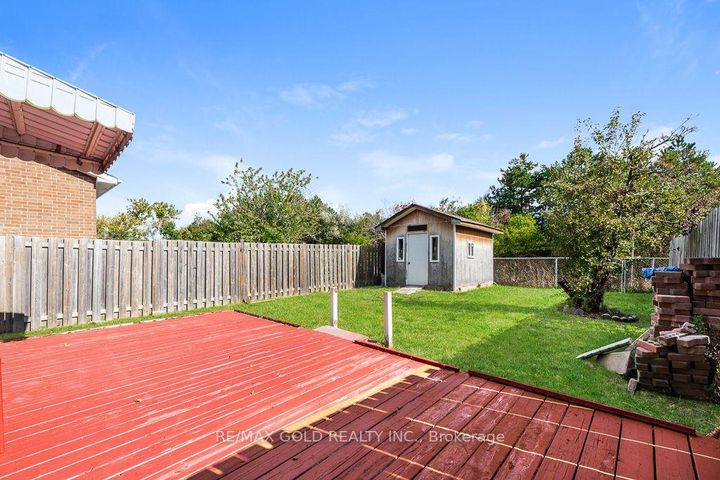 Photo 40 at 7283 Sigsbee Drive, Malton, Mississauga