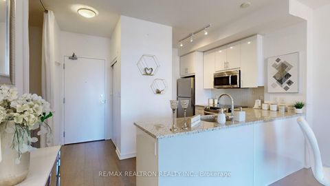 Photo 11 at 317 - 70 Forest Manor Road, Henry Farm, Toronto