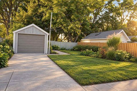 Photo 7 at 74 Cannon Road, Queensway, Toronto