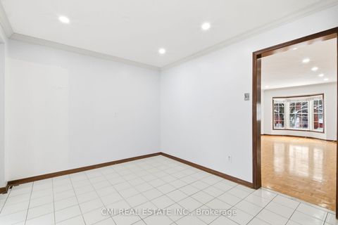 Photo 8 at 3 Forest Point Drive, Mount Dennis, Toronto