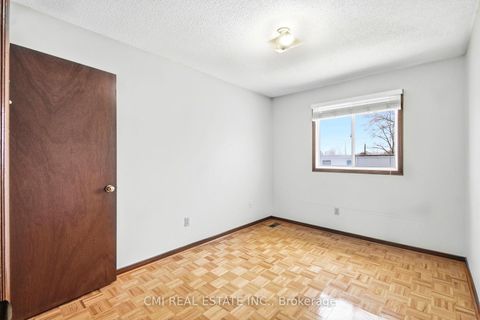 Photo 19 at 3 Forest Point Drive, Mount Dennis, Toronto