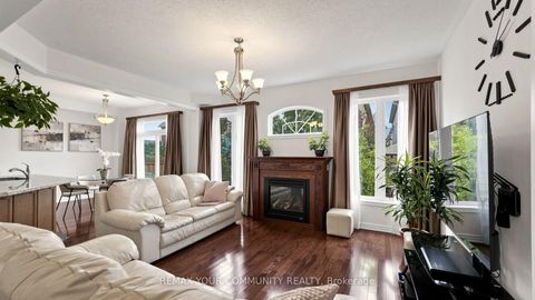 Photo 5 at 6 Homerton Avenue, Oak Ridges, Richmond Hill