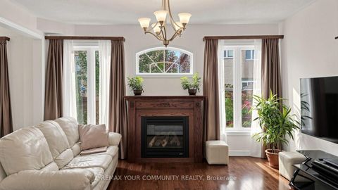 Photo 6 at 6 Homerton Avenue, Oak Ridges, Richmond Hill