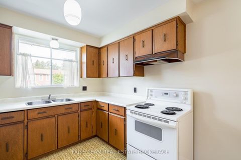 Photo 4 at 58 Steel Street, Grove East, Barrie