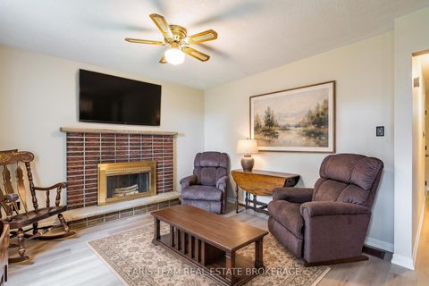 Photo 11 at 58 Steel Street, Grove East, Barrie