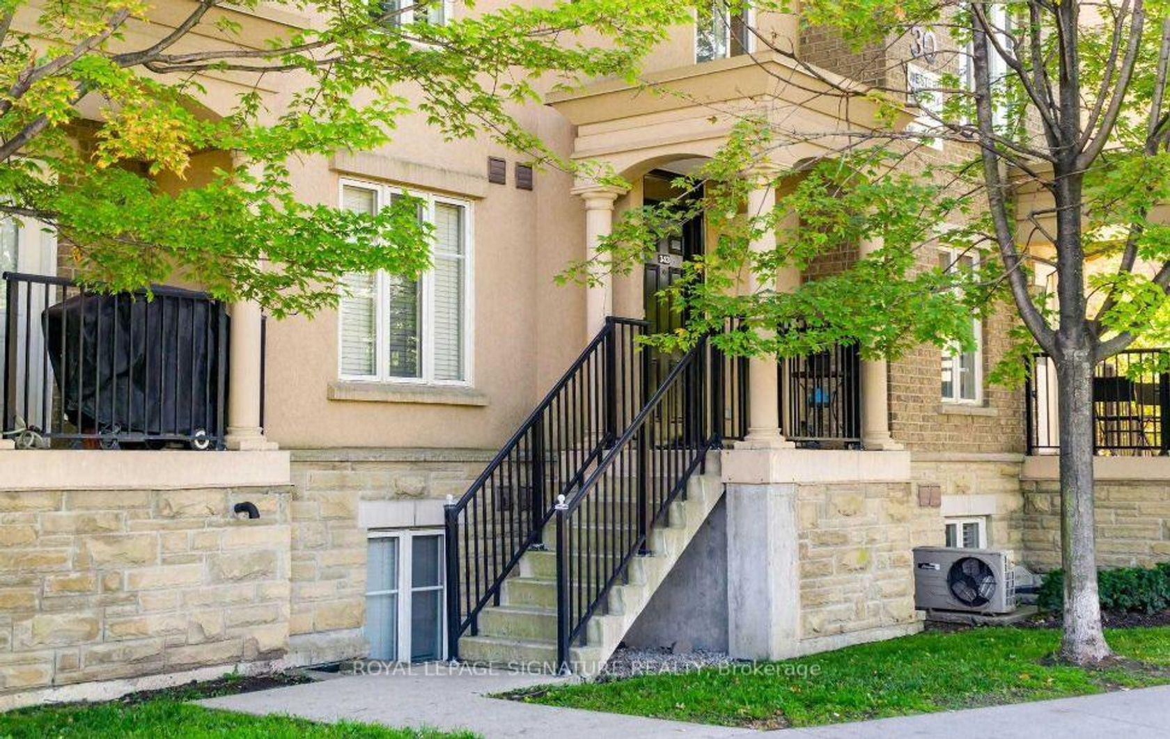 343 - 30 Western Battery Road, Niagara, Toronto 
