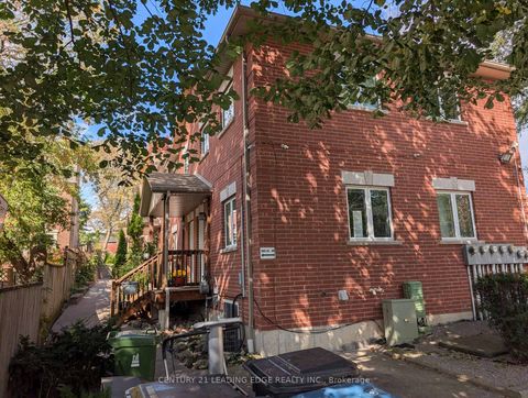 Photo 3 at 3 - 736 Kingston Road, Danforth, Toronto