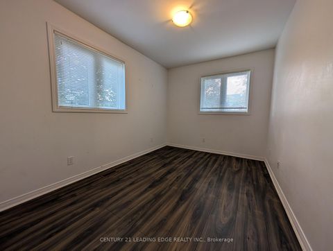 Photo 7 at 3 - 736 Kingston Road, Danforth, Toronto