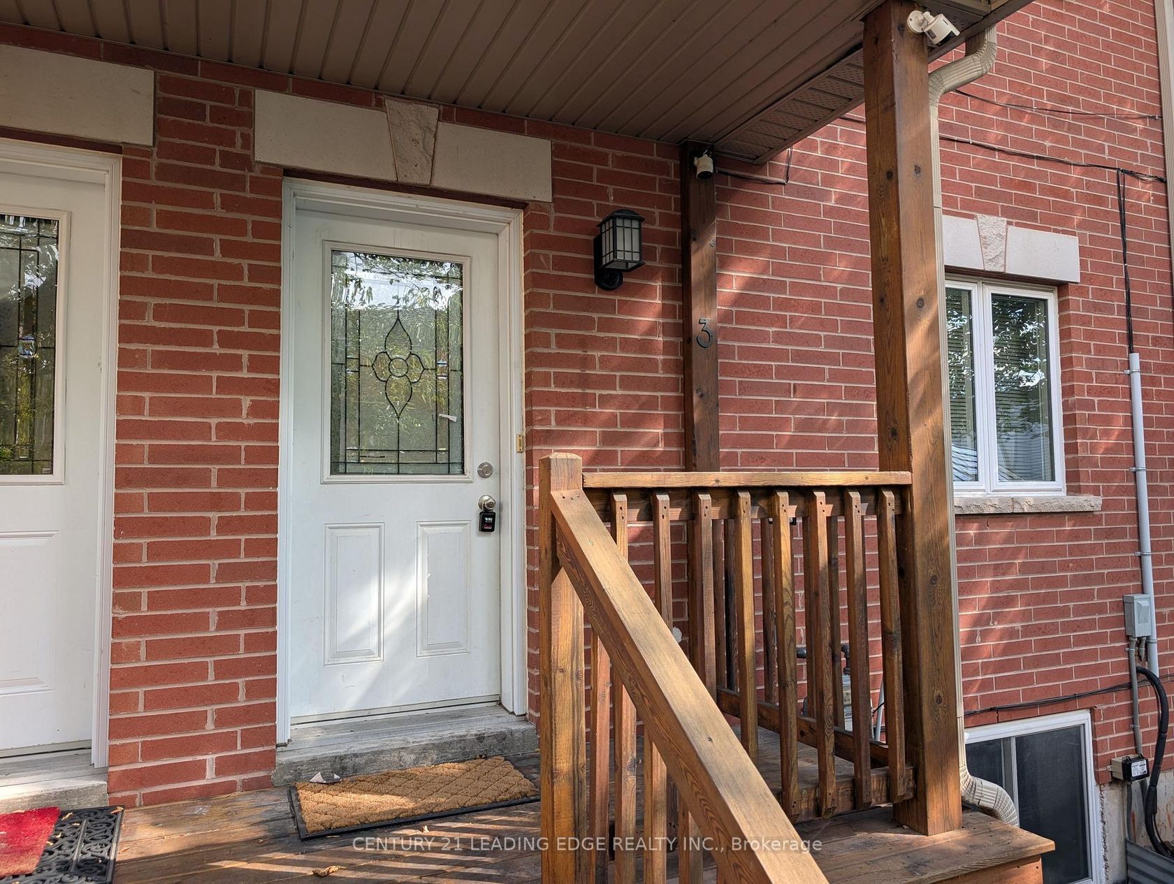 3 - 736 Kingston Road, Danforth, Toronto 