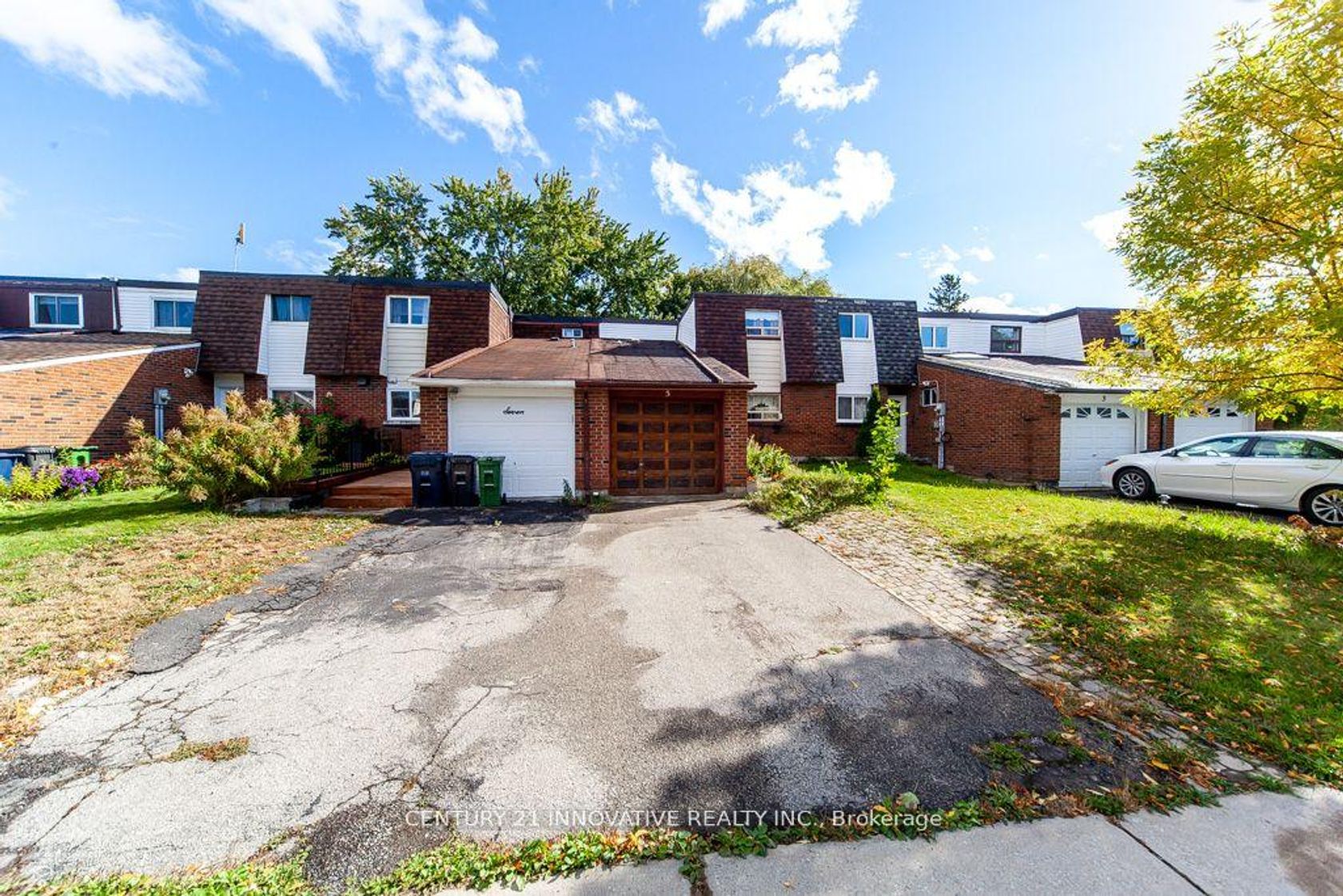 5 Wiggens Court, Malvern, Toronto 