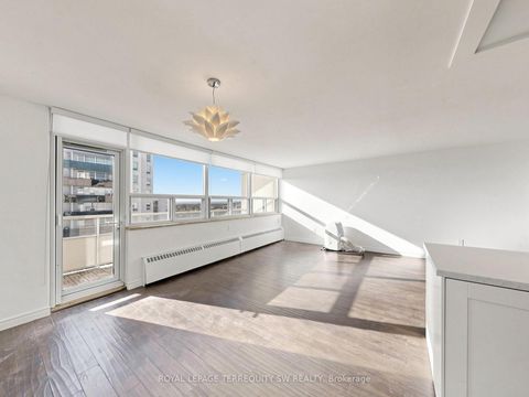 Photo 8 at 2301 - 360 Ridelle Ave Avenue, Belgravia, Toronto