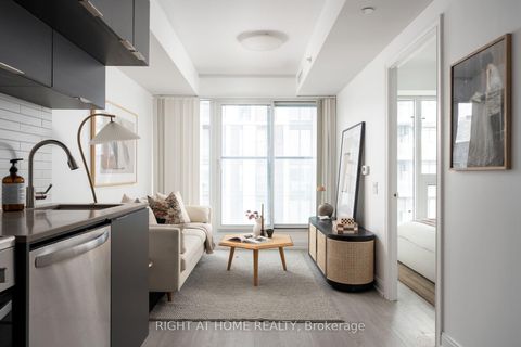 Photo 11 at 1115 - 181 Dundas Street E, Moss Park, Toronto