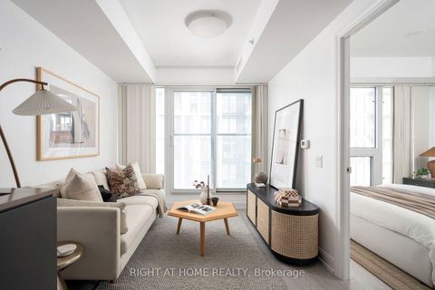Photo 13 at 1115 - 181 Dundas Street E, Moss Park, Toronto