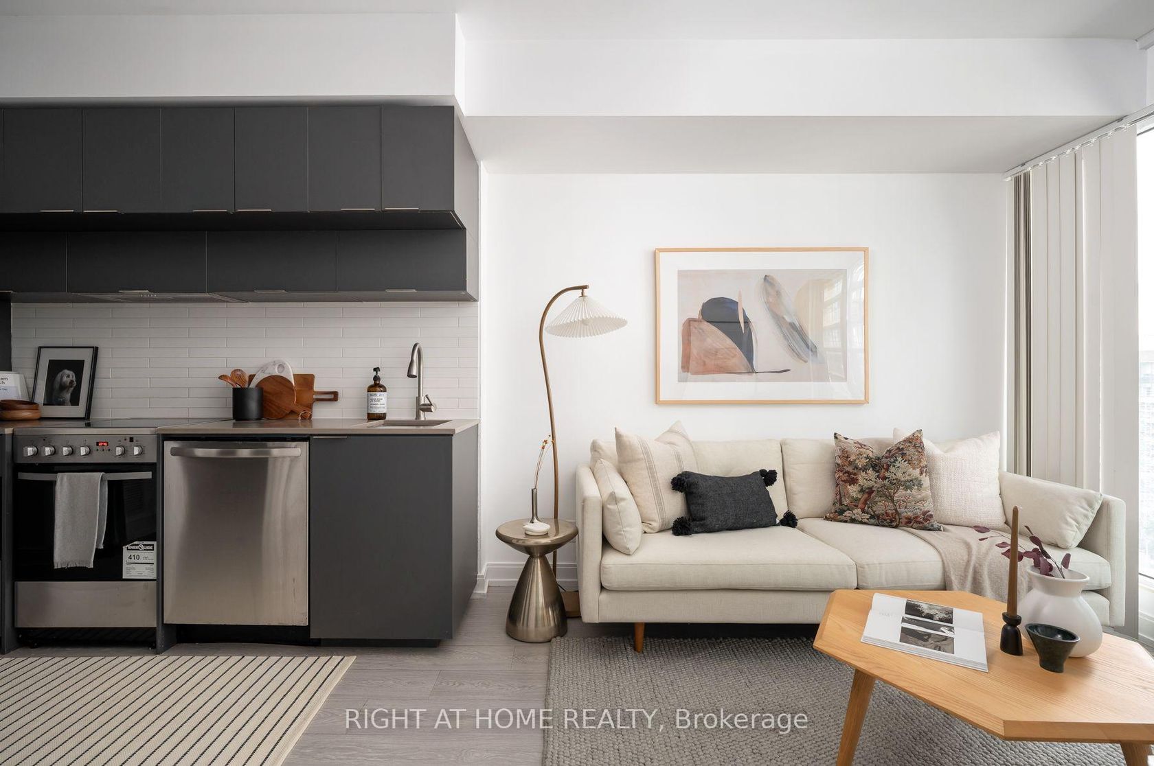 1115 - 181 Dundas Street E, Moss Park, Toronto 
