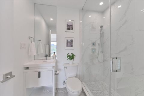 Photo 21 at 7A Everett Crescent, Lumsden, Toronto