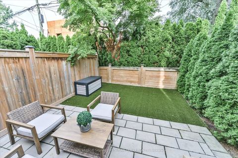 Photo 30 at 7A Everett Crescent, Lumsden, Toronto