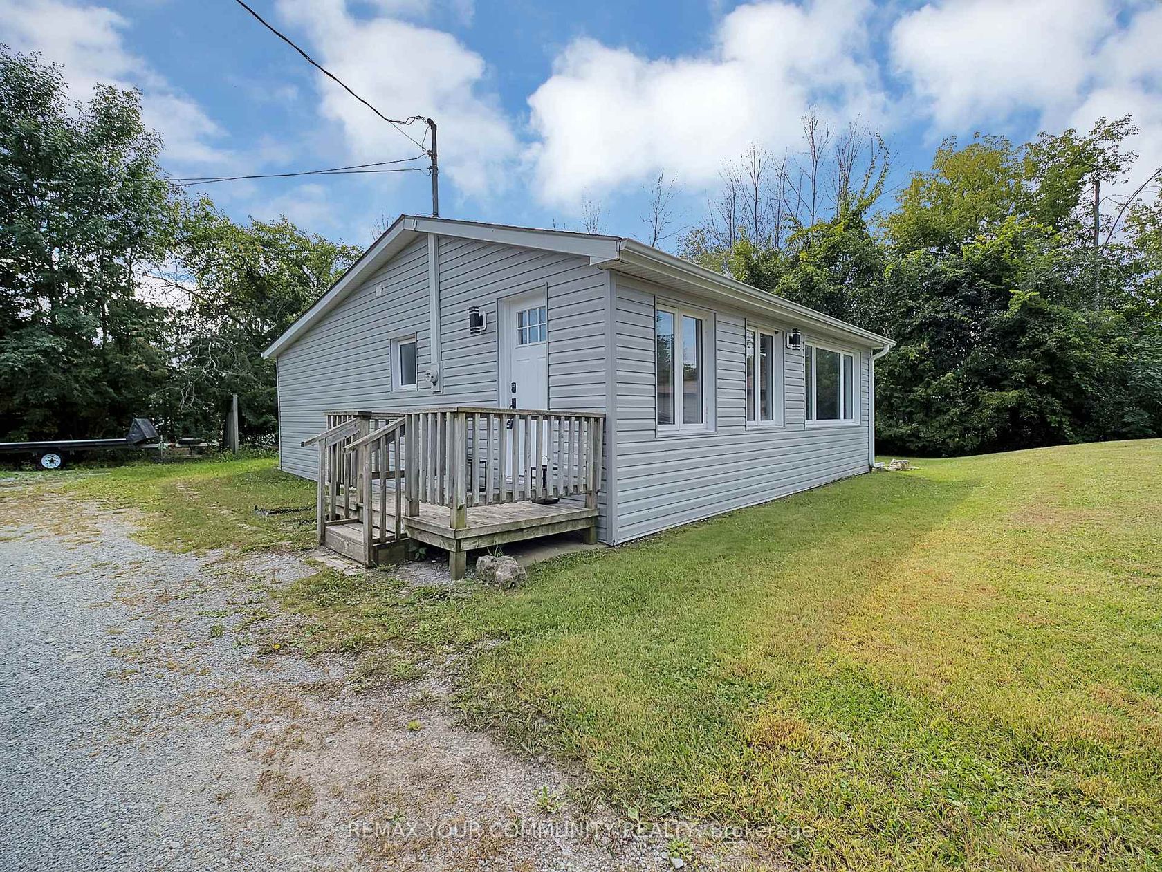 18 Isle Vista Drive, Virginia, Georgina photo number 2