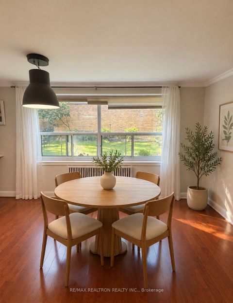 Photo 3 at 106 - 2 Ridelle Avenue, Forest Hill North, Toronto