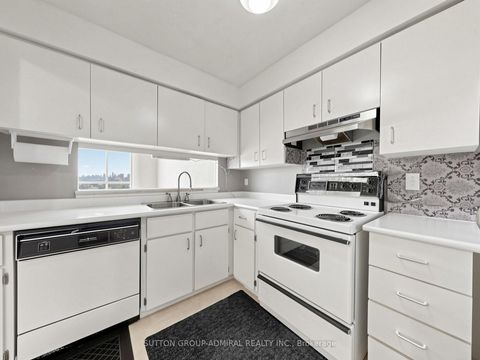 Photo 11 at 1108 - 2470 Eglinton Avenue, Greenbrook, Toronto