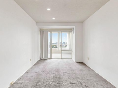 Photo 15 at 1108 - 2470 Eglinton Avenue, Greenbrook, Toronto