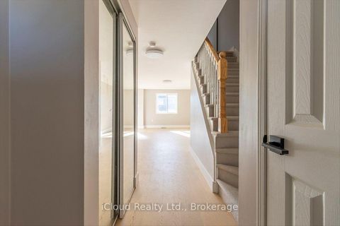 Photo 3 at 184 Madelaine Drive, Painswick South, Barrie