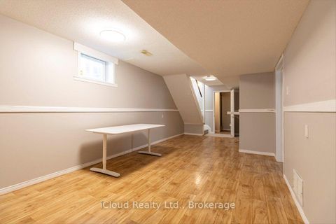 Photo 23 at 184 Madelaine Drive, Painswick South, Barrie