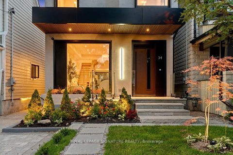 Photo 2 at 34 Northview Avenue, Cliffside, Toronto