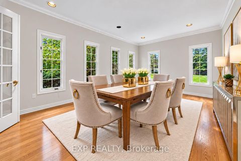 Photo 9 at 2 Shallmar Gardens, Bayview Hill, Richmond Hill