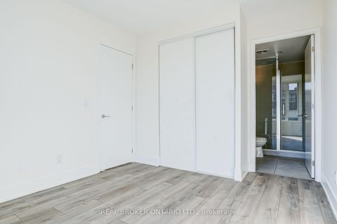 Photo 14 at 208 - 11 Maryport Avenue, CFB, Toronto
