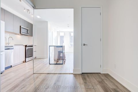 Photo 18 at 208 - 11 Maryport Avenue, CFB, Toronto