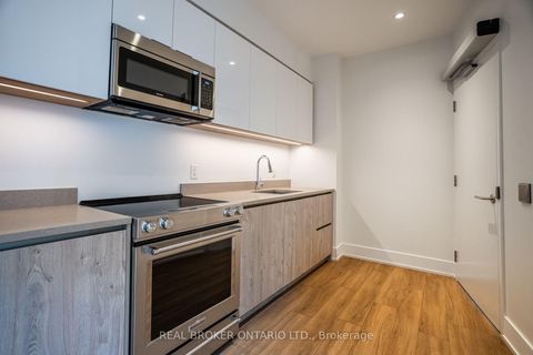 Photo 38 at 208 - 11 Maryport Avenue, CFB, Toronto