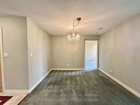 Photo 4 at #716 - 3181 Bayview Avenue, Steeles, Toronto