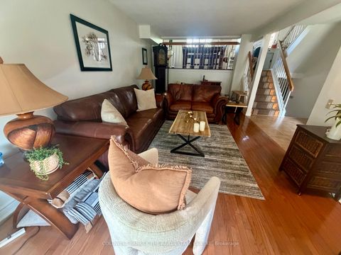 Photo 10 at 59 Pepler Place, Sunnidale, Barrie
