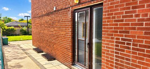 Photo 2 at 151 Ardwick Boulevard, Humbermede, Toronto