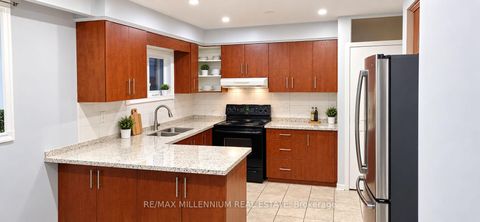 Photo 10 at 151 Ardwick Boulevard, Humbermede, Toronto