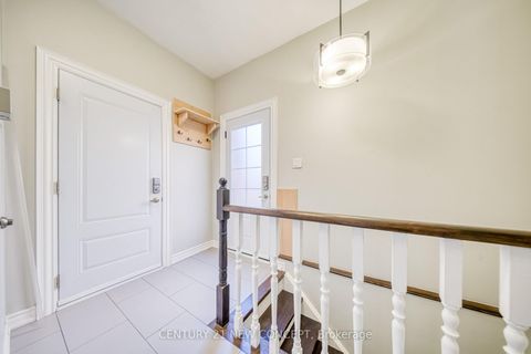 Photo 19 at 528 Belview Avenue, East Woodbridge, Vaughan