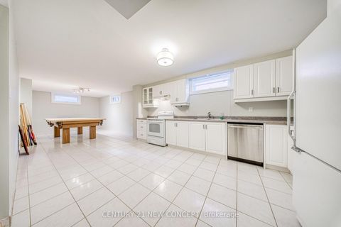 Photo 34 at 528 Belview Avenue, East Woodbridge, Vaughan