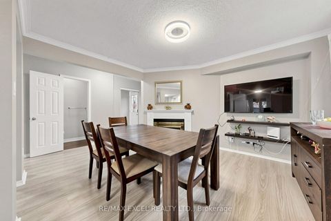 Photo 8 at 24 Redheugh Crescent, Steeles, Toronto