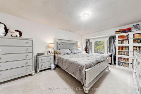 Photo 26 at 24 Redheugh Crescent, Steeles, Toronto