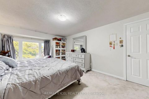 Photo 27 at 24 Redheugh Crescent, Steeles, Toronto