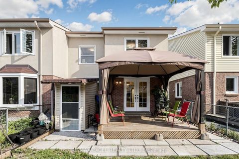 Photo 47 at 24 Redheugh Crescent, Steeles, Toronto