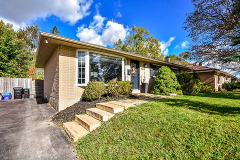 Photo 1 at 74 Rose Street, Wellington, Barrie