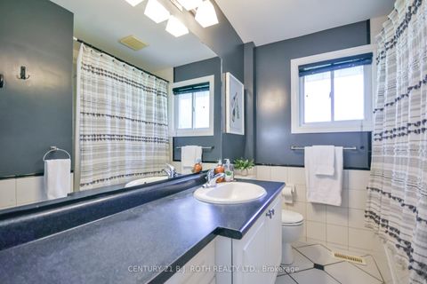 Photo 18 at 74 Rose Street, Wellington, Barrie