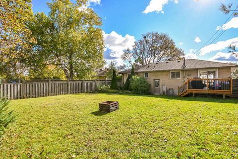Photo 32 at 74 Rose Street, Wellington, Barrie