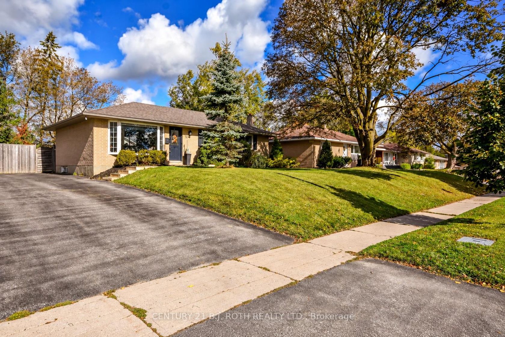 74 Rose Street, Wellington, Barrie photo number 2